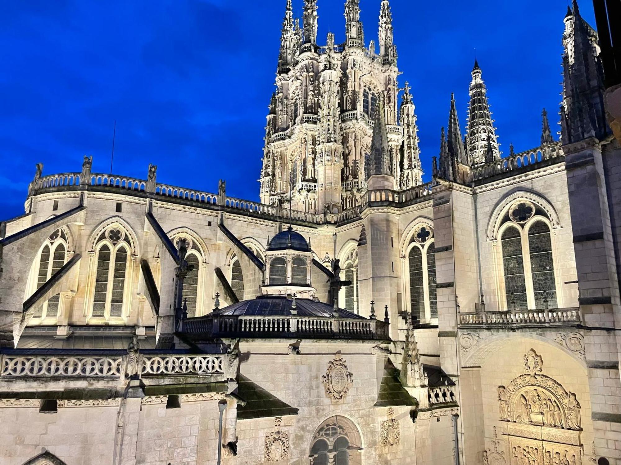 BurgoAcariciando La Catedral Vista Espectacular公寓 外观 照片