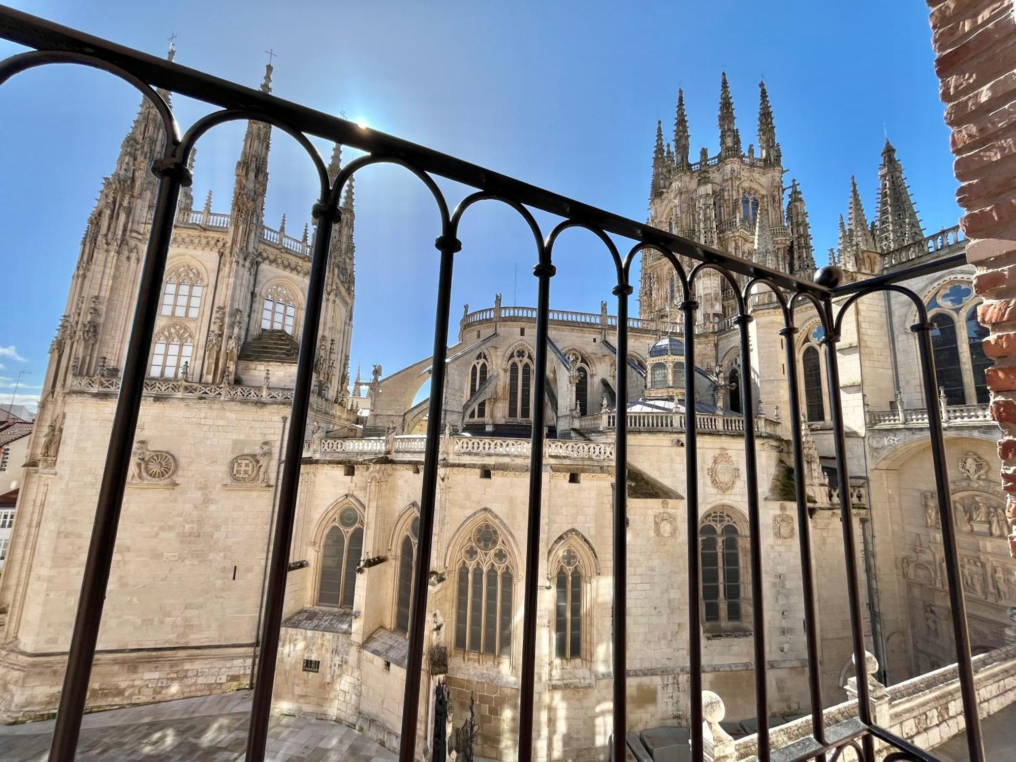 BurgoAcariciando La Catedral Vista Espectacular公寓 外观 照片